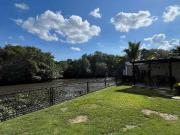 Se alquila casa con vista al manglar en Puerto Azul