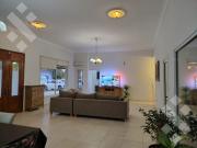 Se Alquila, Casa de 4 Dormitorios en Comahue Golf Club,...