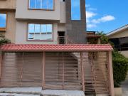 Se alquila casa en Ceibos