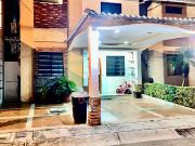 Se alquila casa en Urbanización Milán