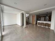 se alquila casa moderna en la hacienda del castillo 3...