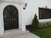 SE ALQUILA CASA VIVIENDA /OFICINA