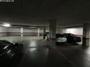 Se alquila cochera doble en Paseo de la Bomba