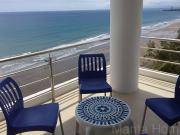 Se alquila departamento de dos dormitorios con vista al mar