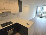 Se alquila departamento de estreno de 2 dormitorios de...