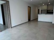 Se alquila Departamento de estreno en Primer Piso de 2...