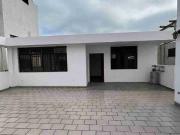 Se alquila Departamento en Kennedy