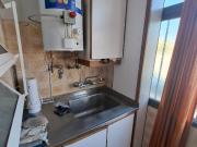 Se alquila departamento ubicado en calle Santa Fe y...