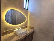 Se alquila departamento zona UEES planta baja con patio...