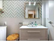 Se alquila desde 1.4.26 30.6.26 precioso bajo recién...