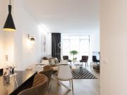 Se alquila elegante y moderno apartamento totalmente...