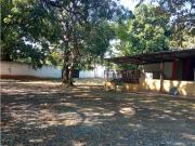 SE ALQUILA EN 3000$ TERRENO COMERCIAL, URB. AGUA BLANCA,...