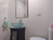 ¡Se alquila en Puente Tocinos habitación amplia!