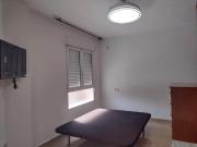 ¡Se alquila en Puente Tocinos habitación amplia!