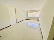 SE ALQUILA ESPECTACULAR DEPARTAMENTO EN PRIMER PISO EN...