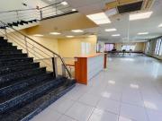 Se alquila espectacular oficina de 844 m² distribuidos...