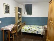 SE ALQUILA ESTUDIO AMUEBLADO