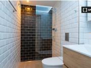 Se alquila estudio amueblado en Co living en Diputació 453