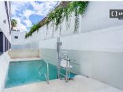 Se alquila estudio en Sector Sur La Palmera Reina...