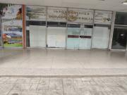 Se Alquila excelente Local Comercial de 77 M2 en los...