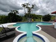 SE ALQUILA FINCA VACACIONAL POR DIAS, Av CONDINA SE ALQUILA FINCA VACACIONAL POR DIAS, Av CONDINA