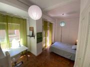 Se alquila habitación de 3 dormitorios Ciutat Vella,...