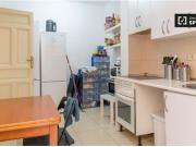 Se alquila habitación descarada en un apartamento de 7...