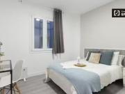 Se alquila habitación doble, apartamento de 8...