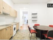 Se alquila habitación en apartamento de 11 dormitorios,...