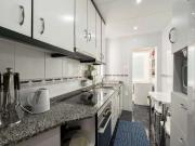 Se alquila habitación en apartamento de 2 dormitorios en...