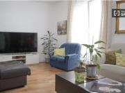 Se alquila habitación en apartamento de 2 dormitorios en...