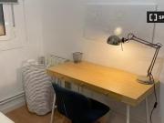 Se alquila habitación en apartamento de 3 dormitorios en...