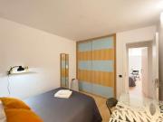 Se alquila habitación en apartamento de 3 dormitorios en...