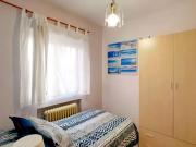 Se alquila habitación en apartamento de 4 dormitorios en...