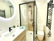 Se alquila habitación en apartamento de 4 dormitorios en...