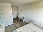 Se alquila habitación en apartamento de 4 dormitorios en...