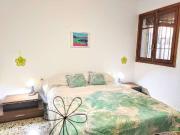 Se alquila habitación en apartamento de 4 dormitorios en...