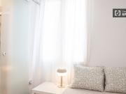 Se alquila habitación en apartamento de 4 dormitorios en...