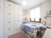 Se alquila habitación en apartamento de 5 dormitorios en...