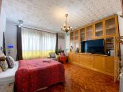 Se alquila habitación en apartamento de 5 dormitorios en...