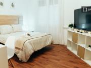 Se alquila habitación en apartamento de 7 dormitorios en...