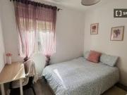 Se alquila habitación en Canyelles, Barcelona