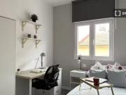 Se alquila habitación en coliving de 10 habitaciones en...