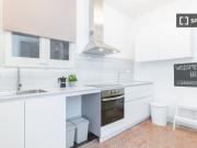 Se alquila habitación en coliving de 7 habitaciones en...