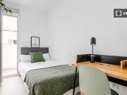 Se alquila habitación en Coliving en Puerta Del Ángel,...