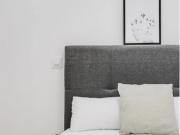 Se alquila habitación en Coliving en Puerta Del Ángel,...
