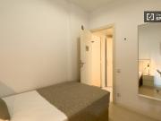 Habitación en piso compartido en alquiler en Sants...