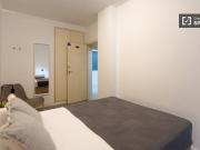 Habitación en piso compartido en alquiler en Sants...