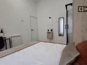 Se alquila habitación en el centro de Madrid