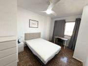 Habitación en piso compartido de 7 habitaciones en...